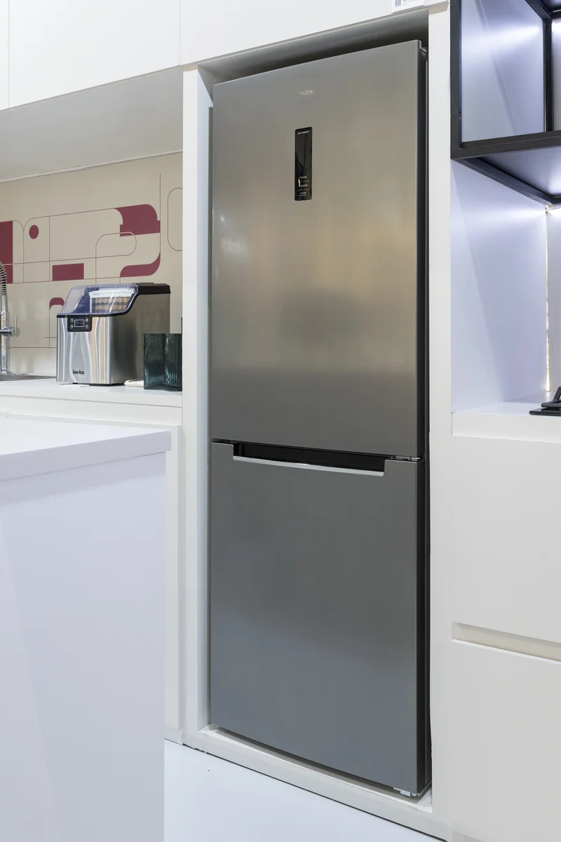 Refrigerador Inox Bottom Freezer 360 L miniatura 5